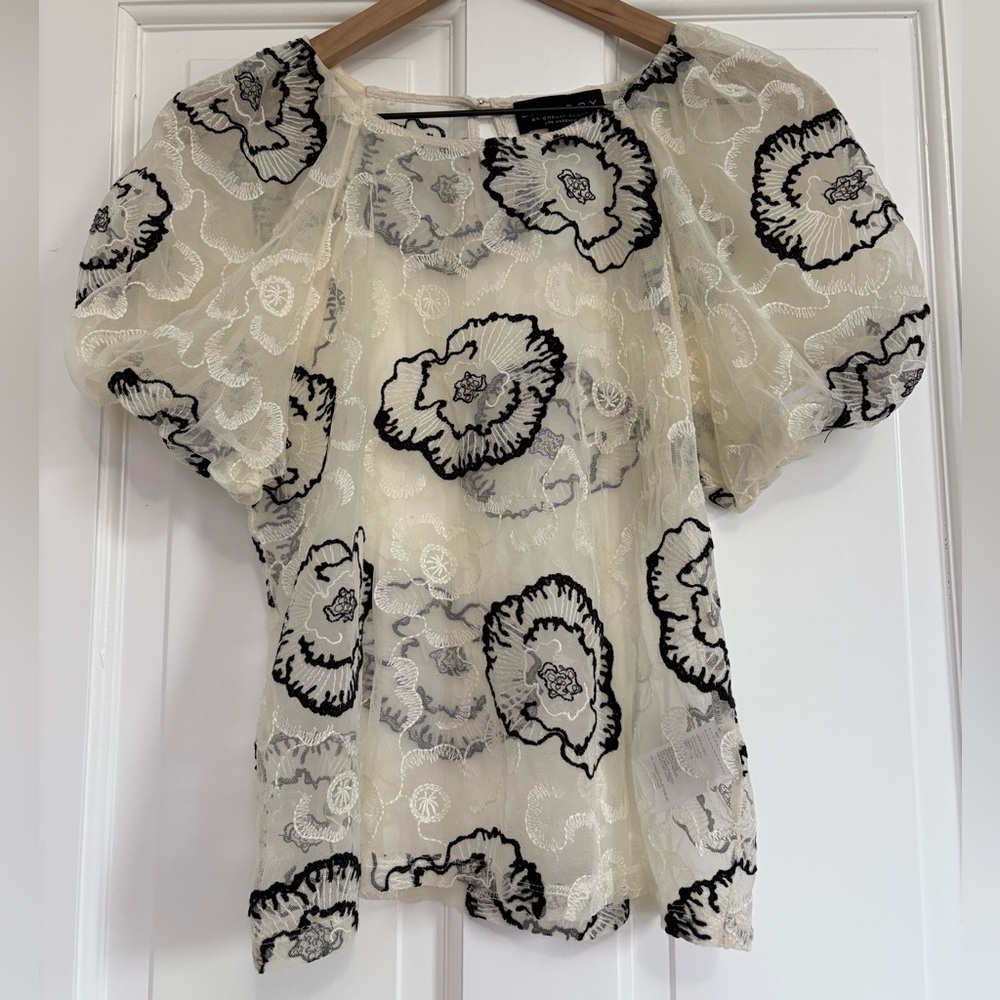 Laundry By Shelli Segal Embroidered Puff Sleeve Blouse Coquette Festival S